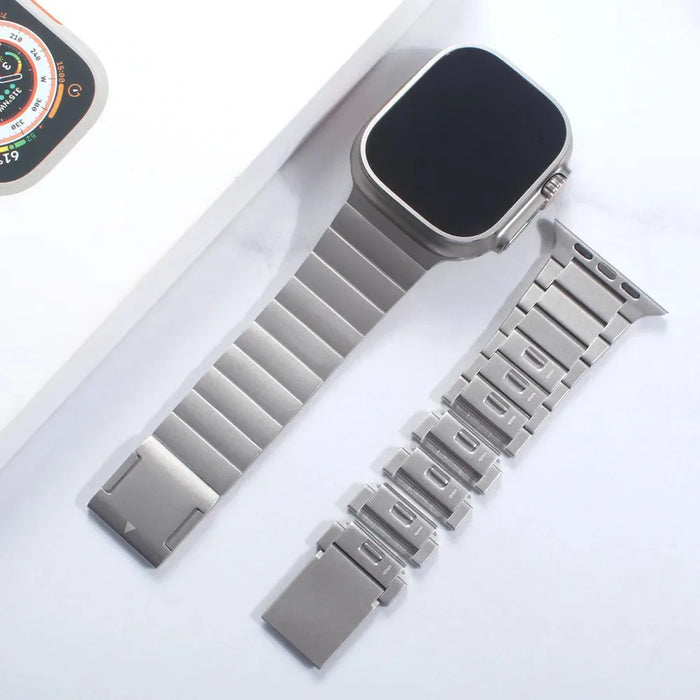 Forbes Magnetic GD iWatch Band